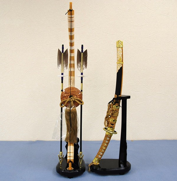 雄山作 10号金獅子 鎧飾 弓太刀