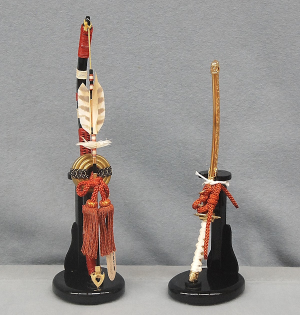 【本物】平家の落人の兜　推定500年前の品物 備前焼 兜（紐付き）作家 藤原 宏 - 備前焼通販ギャラリーしょうざん