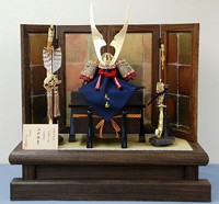 市川光玉作 10号変り長鍬 兜飾