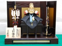 雄山作 10号上杉謙信 兜飾