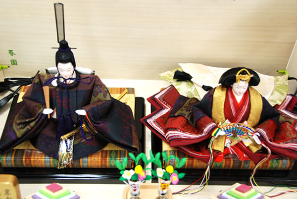 雛人形、殿と姫