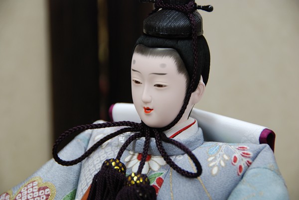 殿、横顔です。